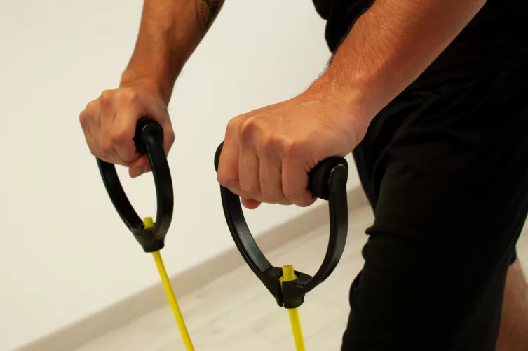 A Multi Task Instrument Multitask elastic working device at the best price | Lynxsport.eu